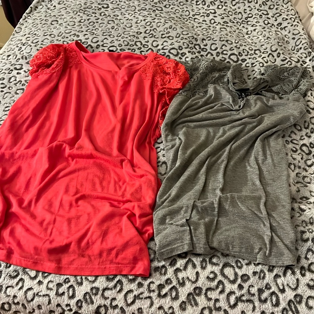 Torrid Lace Shoulder 5x T-shirt Gray and Coral